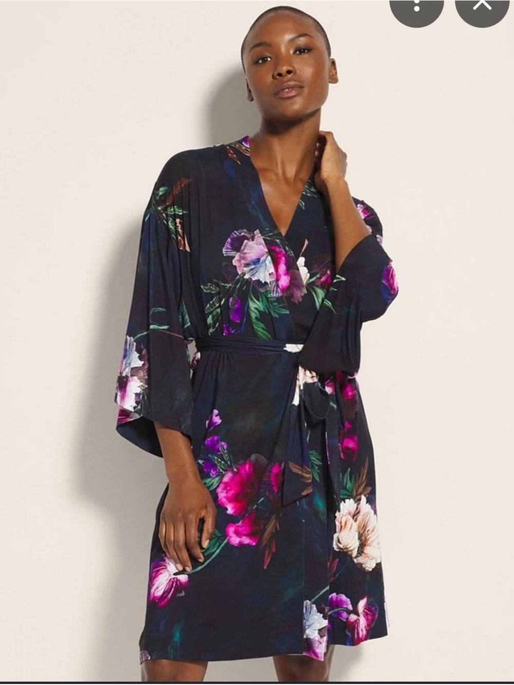 Soma Short Floral  Robe - Navy with Pink & Purple Blooms size S/M